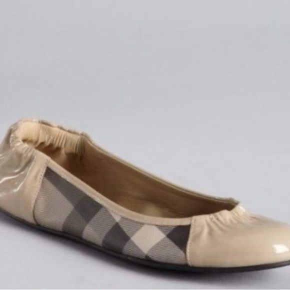 BURBERRY Nova Check Pattern Leather Ballet Flats Beige Rounded Toe Sz 39 US 9 - Picture 1 of 14